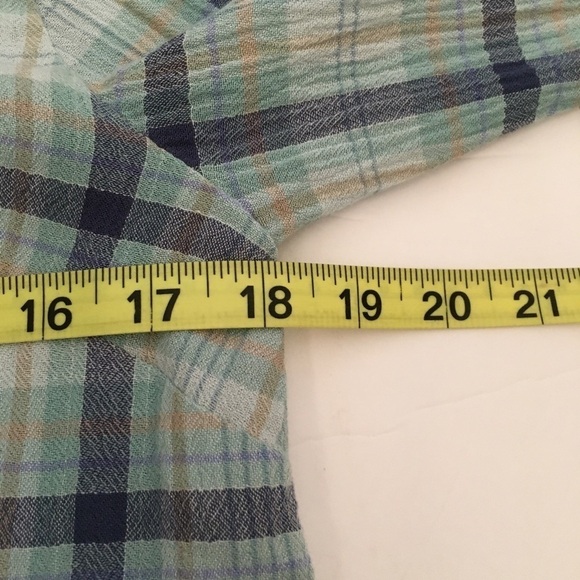 J JILL Plaid Button-Front Shirttail Tunic Top Size XS - Picture 11 of 14